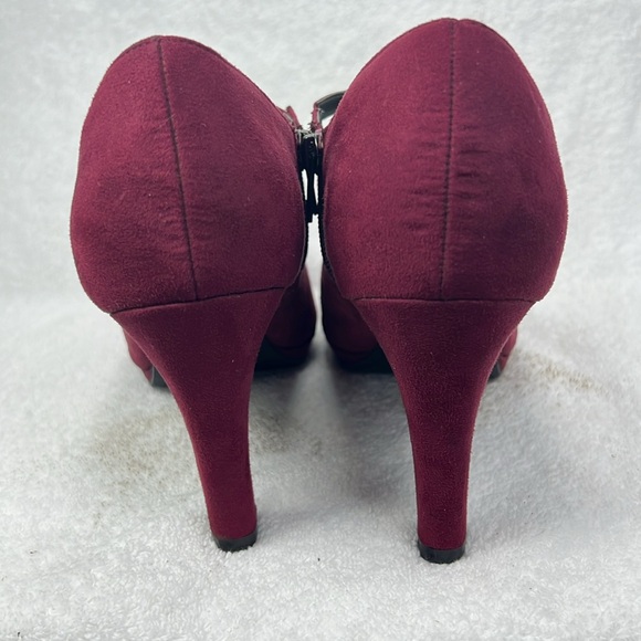 Lauren Blackwell, wine colored 4 inch heels - Picture 3 of 5